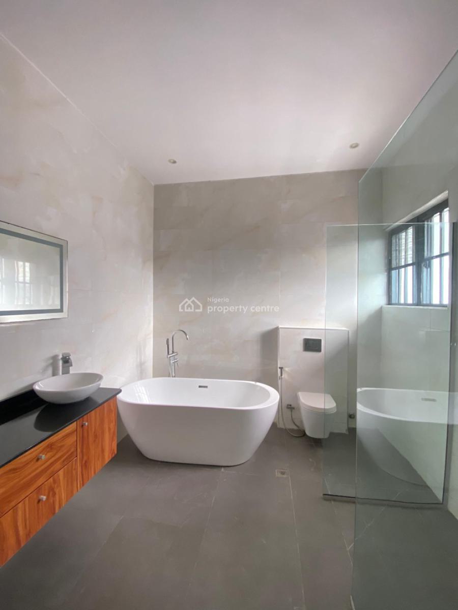 4 Bedroom Fully Detached Duplex with Pool and Bq, Lakeview Estate, Lekki, Lagos, Detached Duplex for Sale