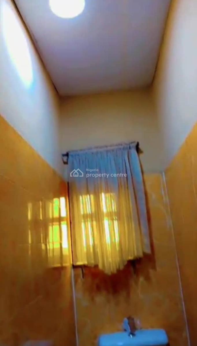 Lovely 3 Bedroom Flat, Off Cole Street, Lawanson, Surulere, Lagos, Flat / Apartment for Rent