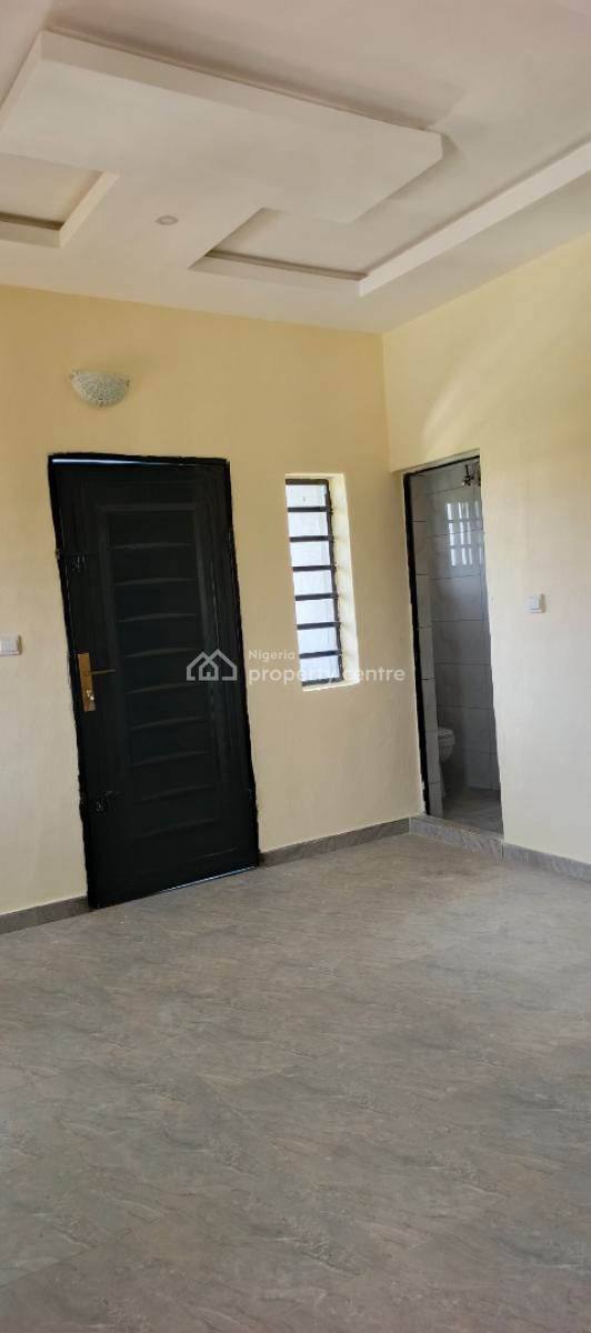 2 Bedroom Duplex, Sunshine Estate, Magboro, Ogun, Flat / Apartment for Rent