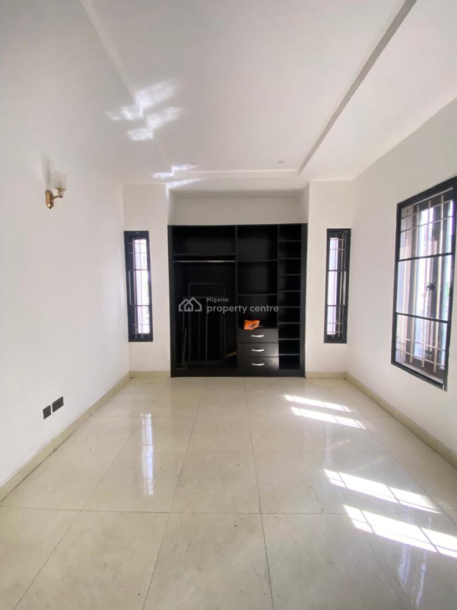 4 Bedroom Fully Detached Duplex with Pool and Bq, Lakeview Estate, Lekki, Lagos, Detached Duplex for Sale