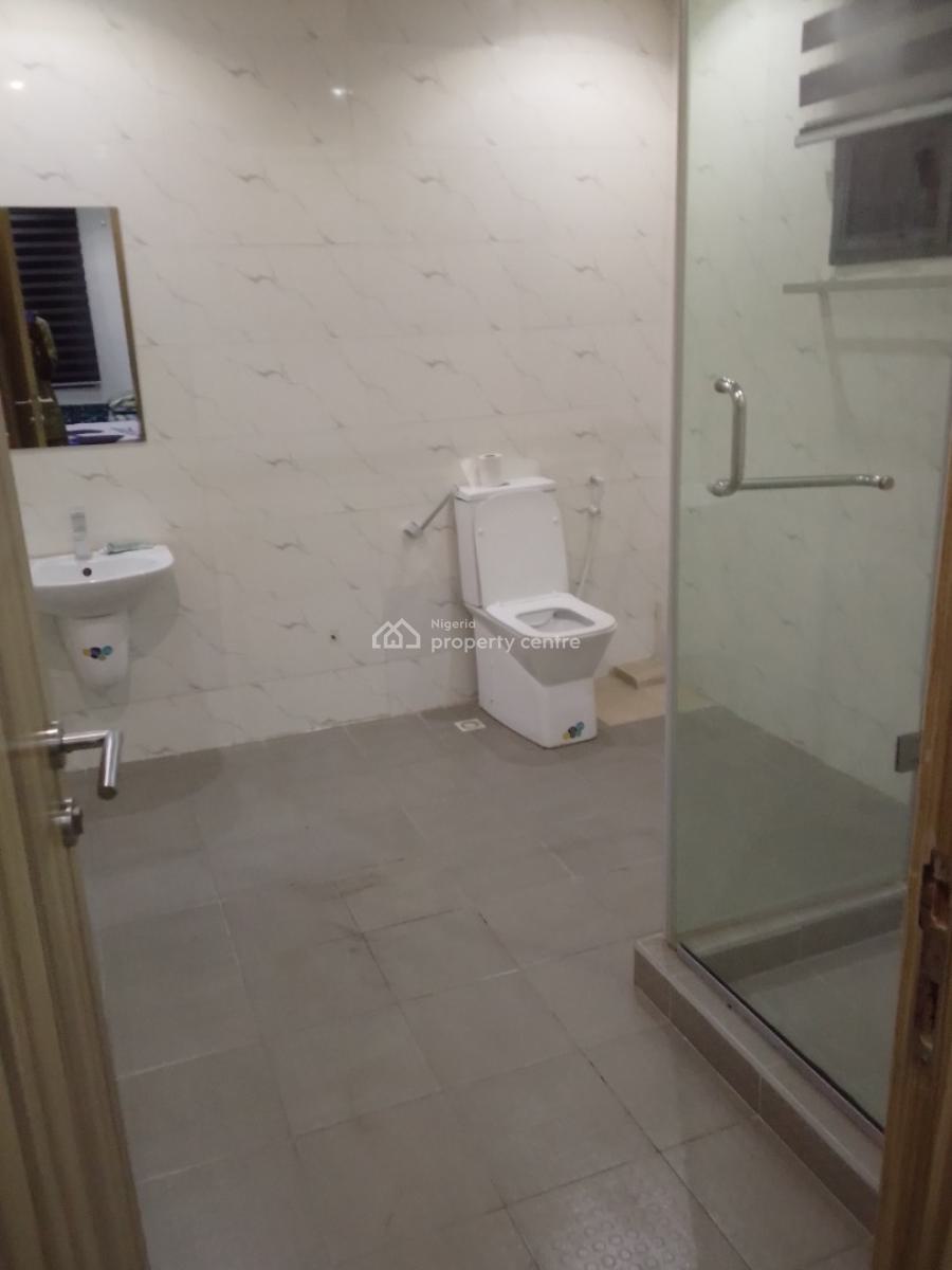 Two Bedroom Flat, Brains and Hammer Estate, Jakande, Lekki, Lagos, Flat / Apartment for Rent
