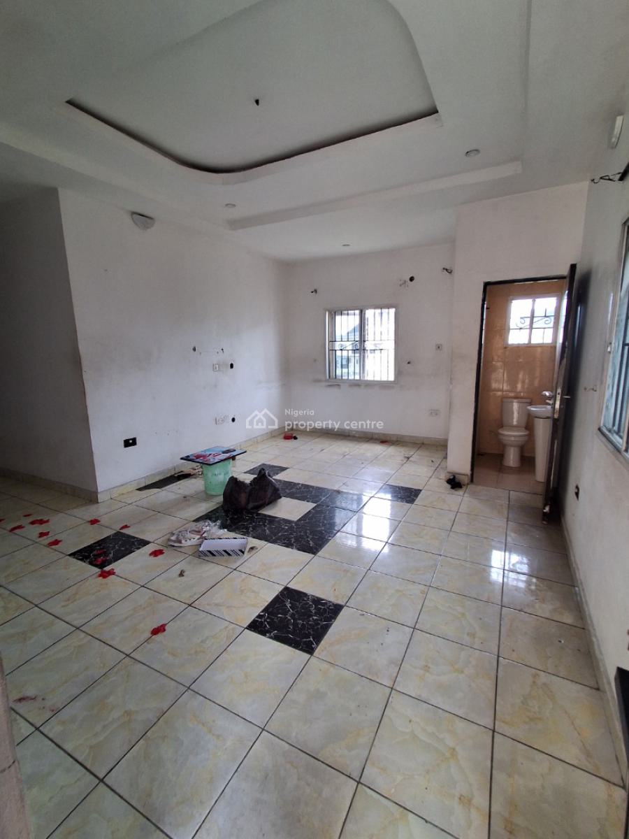 2 Bedroom Flat Upstairs, Badore, Ajah, Lagos, House for Rent