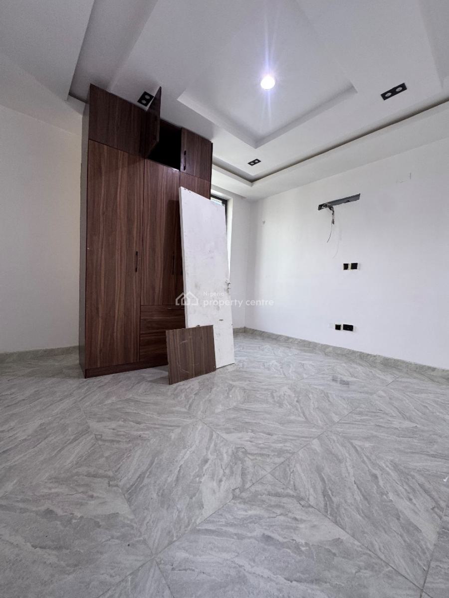 Beautiful 2 Bedroom Apartment, Ikoyi, Lagos, Flat / Apartment for Sale