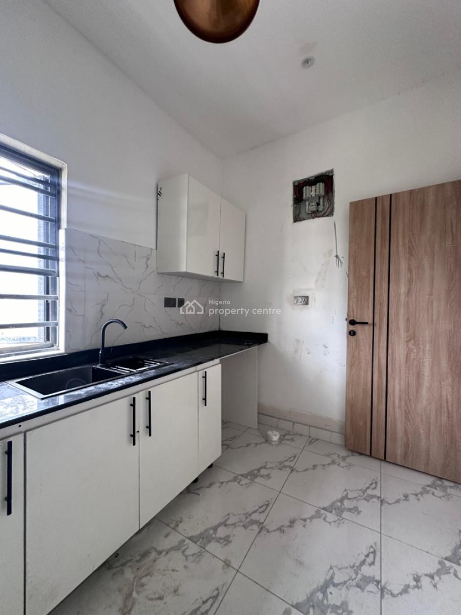 Luxury 2 Bedroom Apartment with Swimming Pool, Chevron, Lekki, Lagos, Block of Flats for Sale