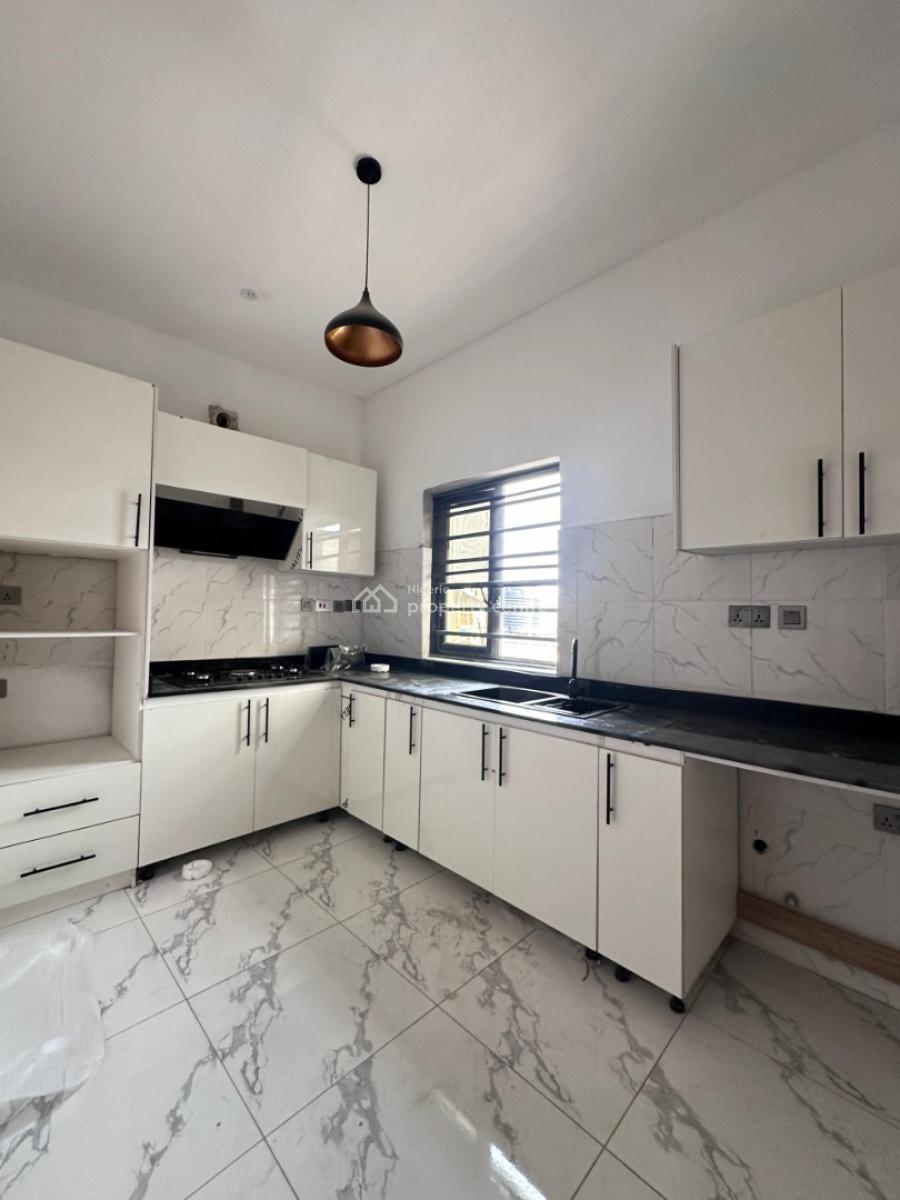 Luxury 2 Bedroom Apartment with Swimming Pool, Chevron, Lekki, Lagos, Block of Flats for Sale