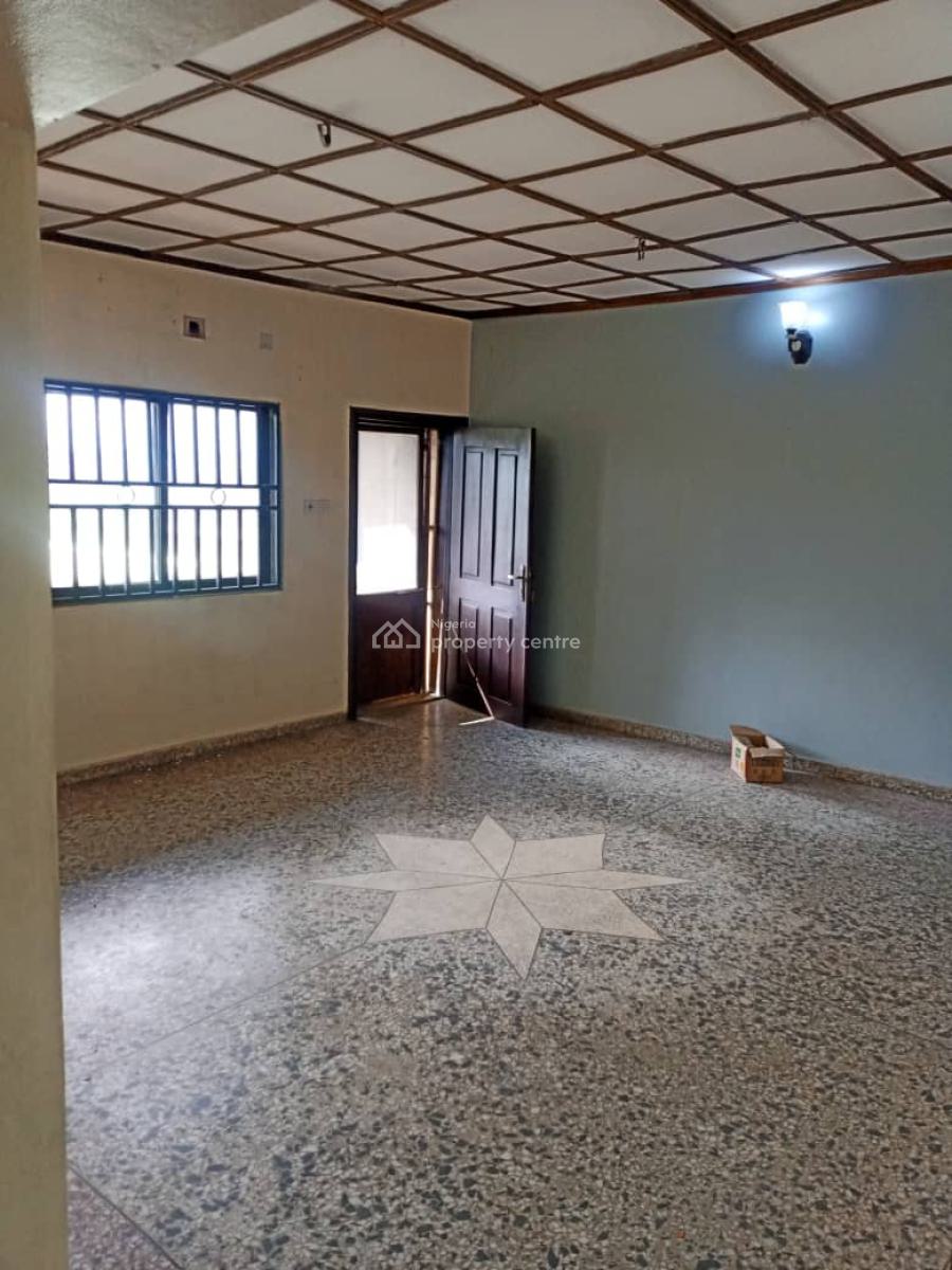 Very Spacious 3 Bedroom Flat Apartment, Upstairs, Progressive Estate, Ojodu, Lagos, Flat / Apartment for Rent
