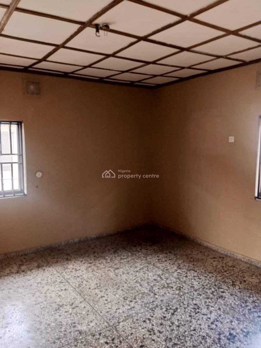 Very Spacious 3 Bedroom Flat Apartment, Upstairs, Progressive Estate, Ojodu, Lagos, Flat / Apartment for Rent