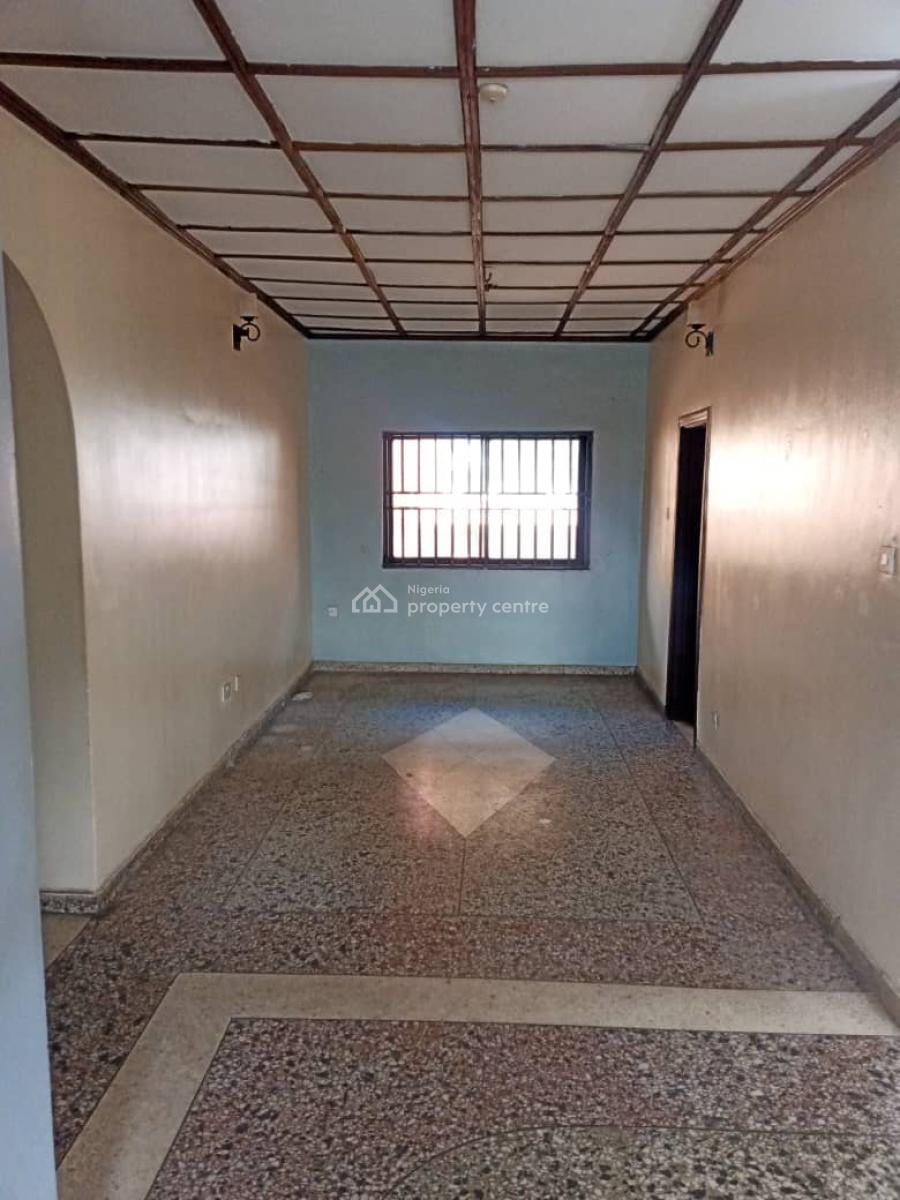 Very Spacious 3 Bedroom Flat Apartment, Upstairs, Progressive Estate, Ojodu, Lagos, Flat / Apartment for Rent