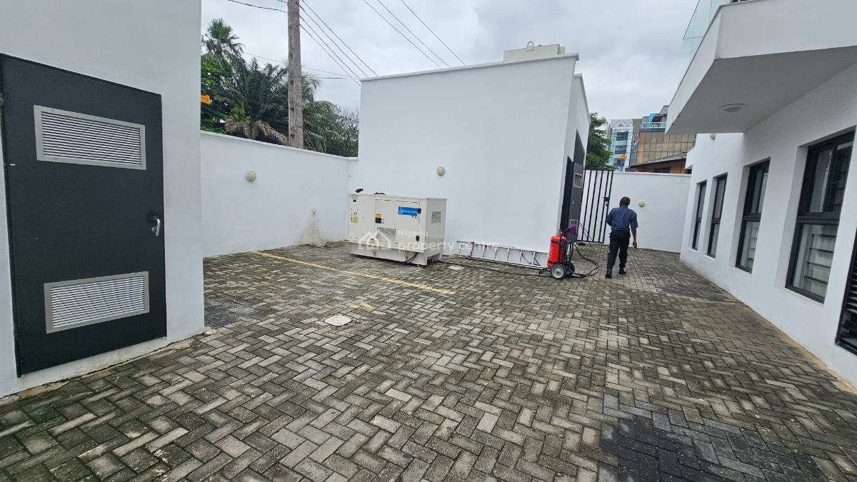 Elegant Brand New 3 Bedroom Apartment, Aromire, Adeniyi Jones, Ikeja, Lagos, Block of Flats for Sale