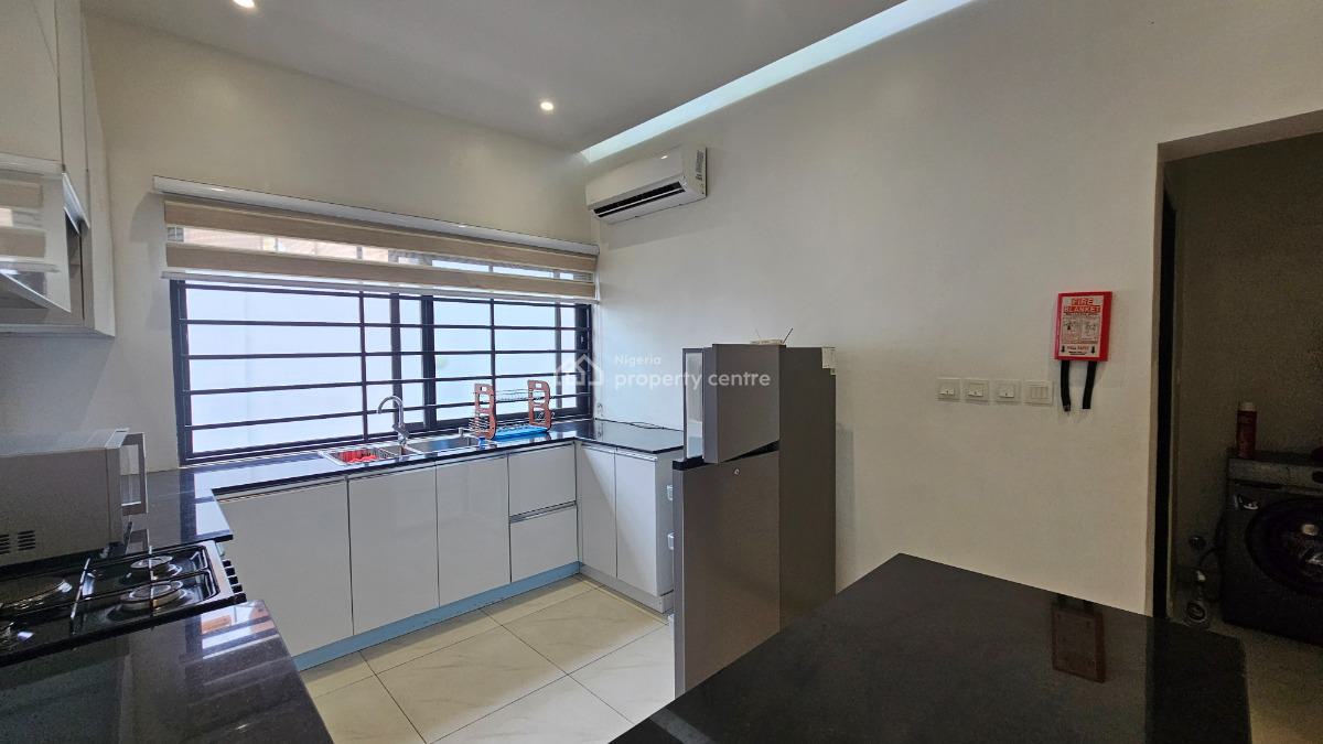 Elegant Brand New 3 Bedroom Apartment, Aromire, Adeniyi Jones, Ikeja, Lagos, Block of Flats for Sale