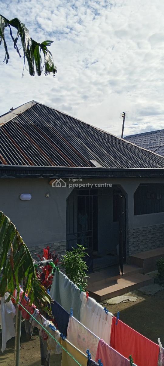 2 -bedroom Bungalow, Behind Nnpc Filling Station, Btw  Baba Adisa and Eleko Junction, Eleko, Ibeju Lekki, Lagos, Detached Bungalow for Sale