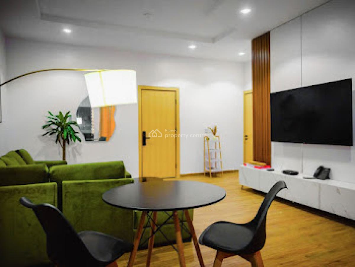 3 Units of Cozy One Bedroom Apartment with Swimming Pool and Gym, Adebisi Ogunniyi Crescent Off Oladimeji Alo Street, Lekki Phase 1, Lekki, Lagos, Flat / Apartment Short Let