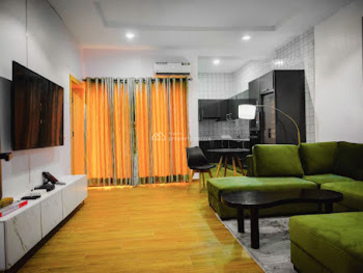 3 Units of Cozy One Bedroom Apartment with Swimming Pool and Gym, Adebisi Ogunniyi Crescent Off Oladimeji Alo Street, Lekki Phase 1, Lekki, Lagos, Flat / Apartment Short Let