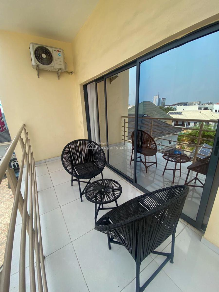 3 Units of Cozy One Bedroom Apartment with Swimming Pool and Gym, Adebisi Ogunniyi Crescent Off Oladimeji Alo Street, Lekki Phase 1, Lekki, Lagos, Flat / Apartment Short Let