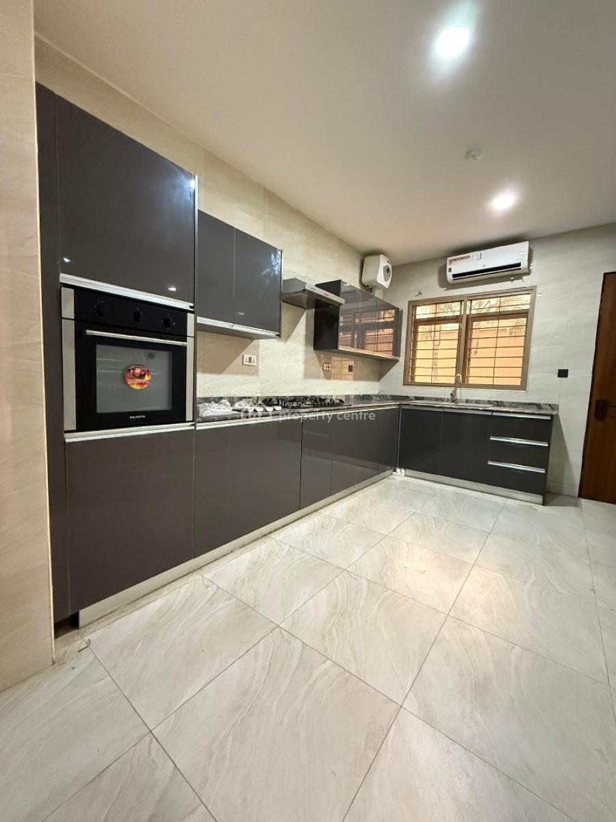 3 Bedroom Apartment with Bq, Guzape District, Abuja, Flat / Apartment for Rent