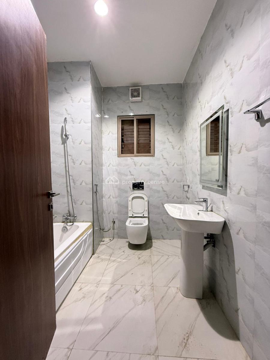 3 Bedroom Apartment with Bq, Guzape District, Abuja, Flat / Apartment for Rent