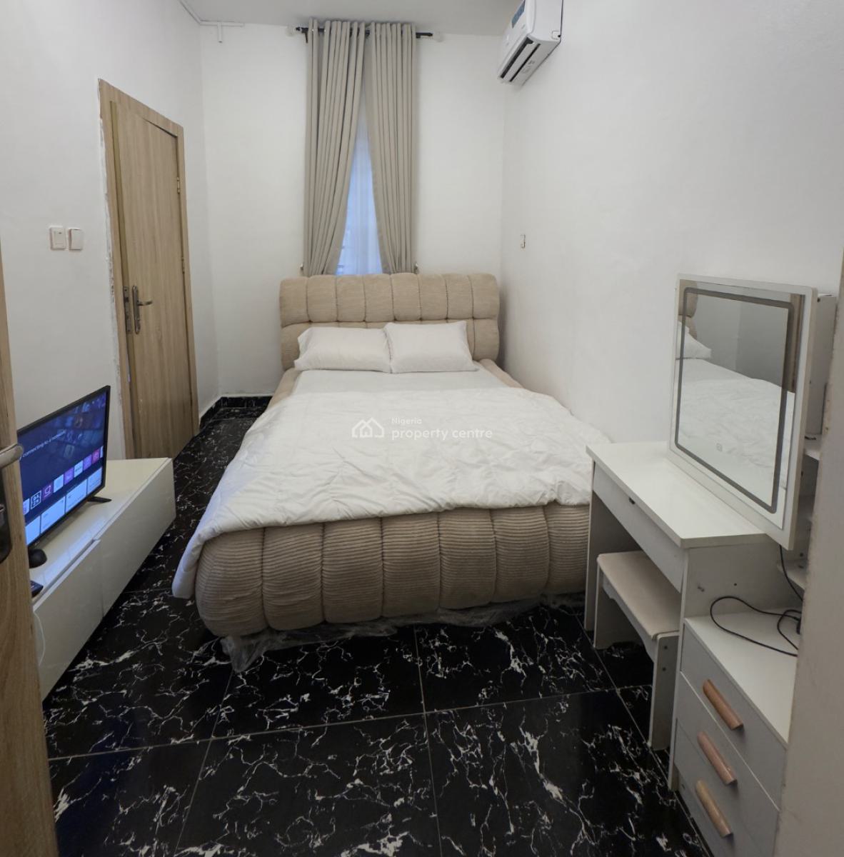 Weekly Apartment, Anike Street /ikota Villa, Ikota, Lekki, Lagos, Self Contain (single Rooms) Short Let