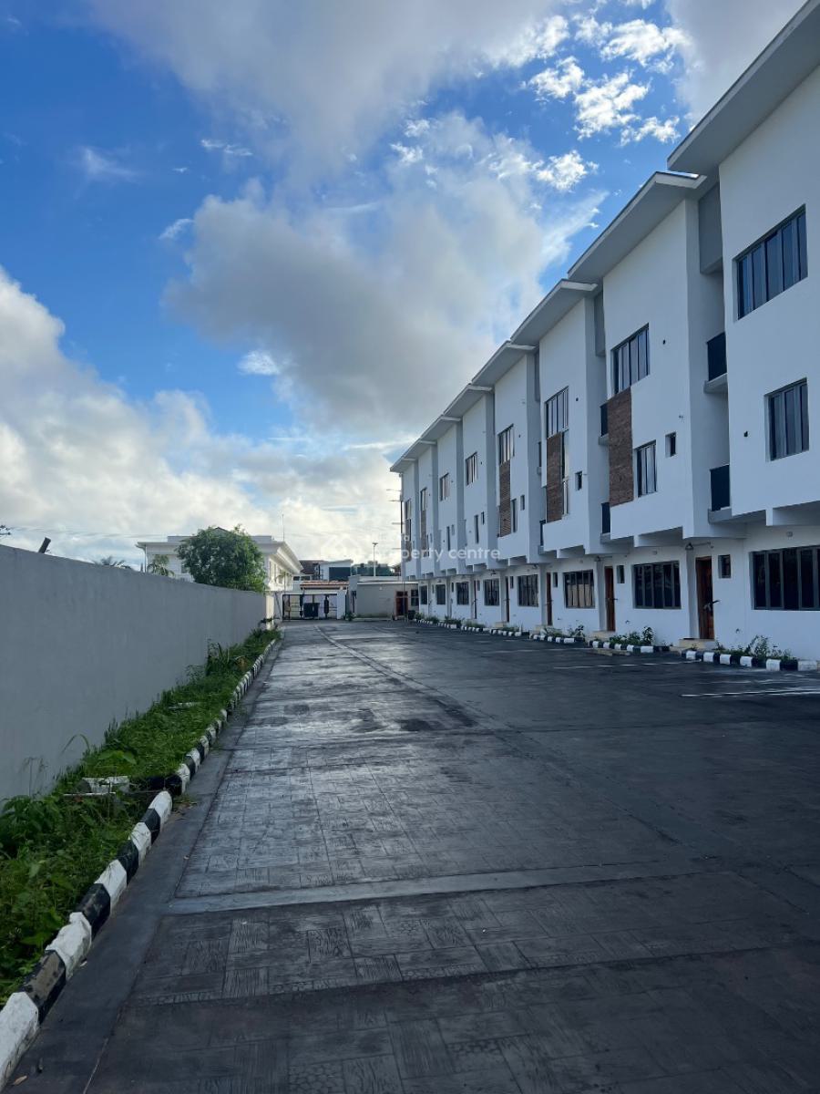 Newly Developed 4-bedroom Terrace Duplex with Bq, Lekki Phase 1, Lekki, Lagos, Terraced Duplex for Rent