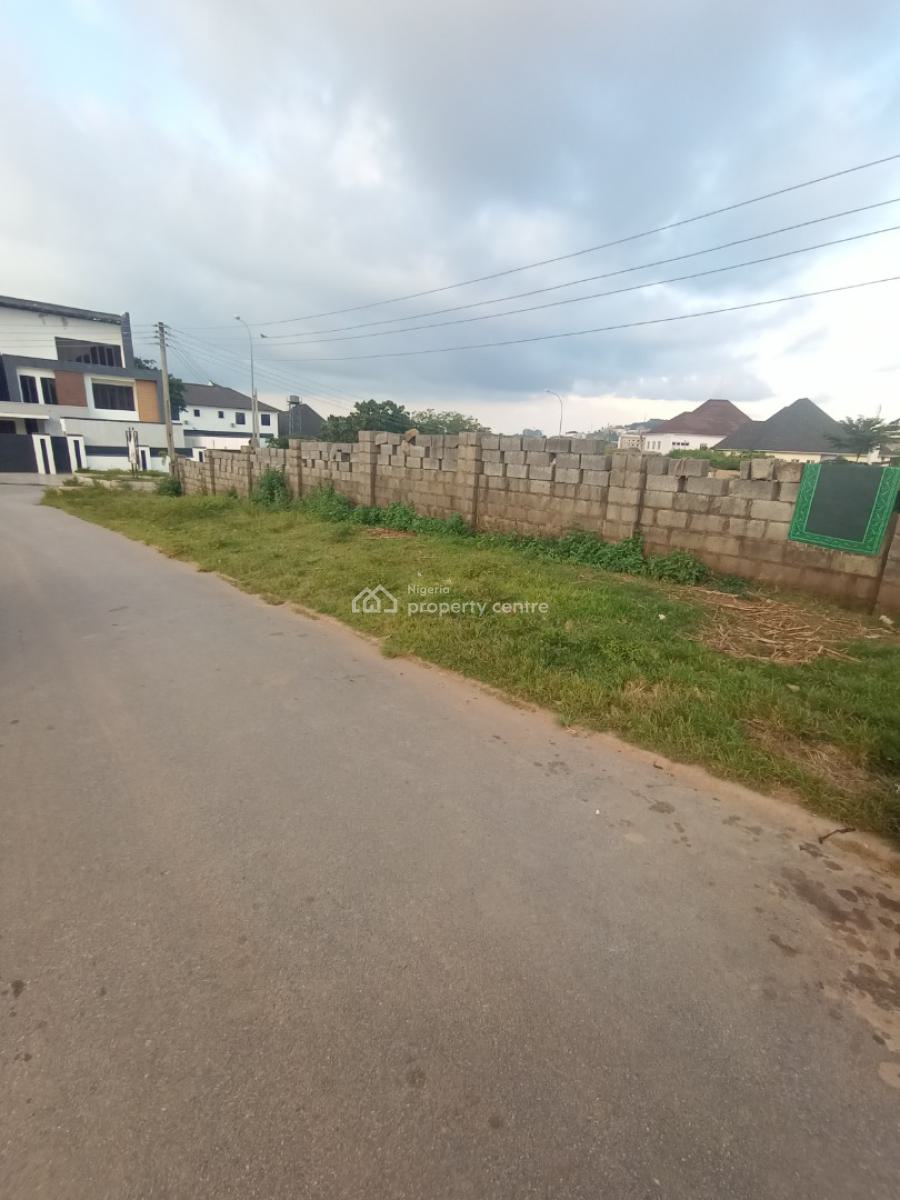 2200sqms Land, Close to Nnpc Filling Station, Guzape District, Abuja, Residential Land for Sale
