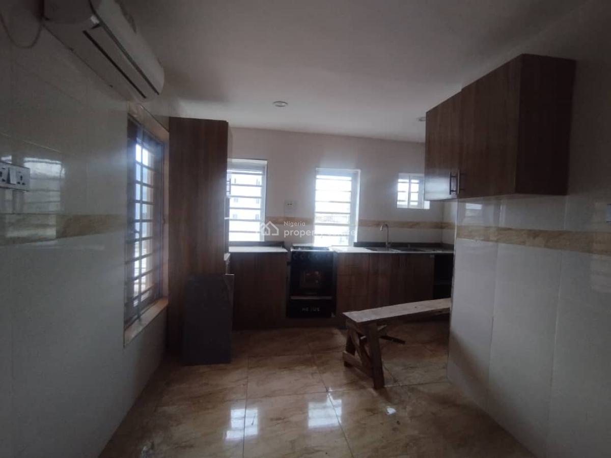 Beautiful 1 Beautiful Serviced & Spacious Apartment, Inverter, Acs, Serene Neighborhood, Katampe, Abuja, Flat / Apartment for Rent