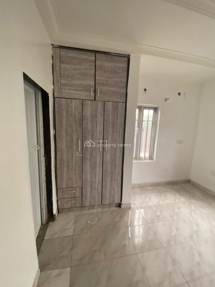 Well Maintained 2bedroom Flat, Abijo Gra, Sangotedo, Ajah, Lagos, Flat / Apartment for Rent