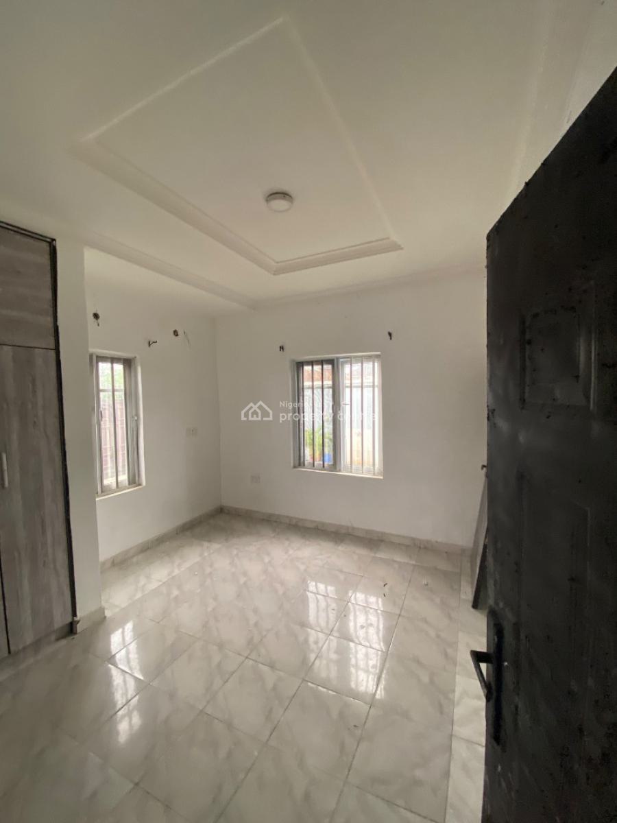 Well Maintained 2bedroom Flat, Abijo Gra, Sangotedo, Ajah, Lagos, Flat / Apartment for Rent