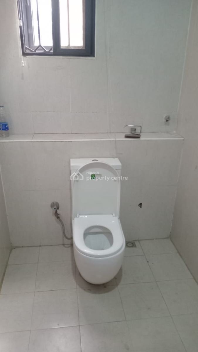 Beautiful 2 Bedroom Spacious Apartment, Ante Room, Tarred Road, Serene and Well Secured Neighborhood, Wuye, Abuja, Flat / Apartment for Rent