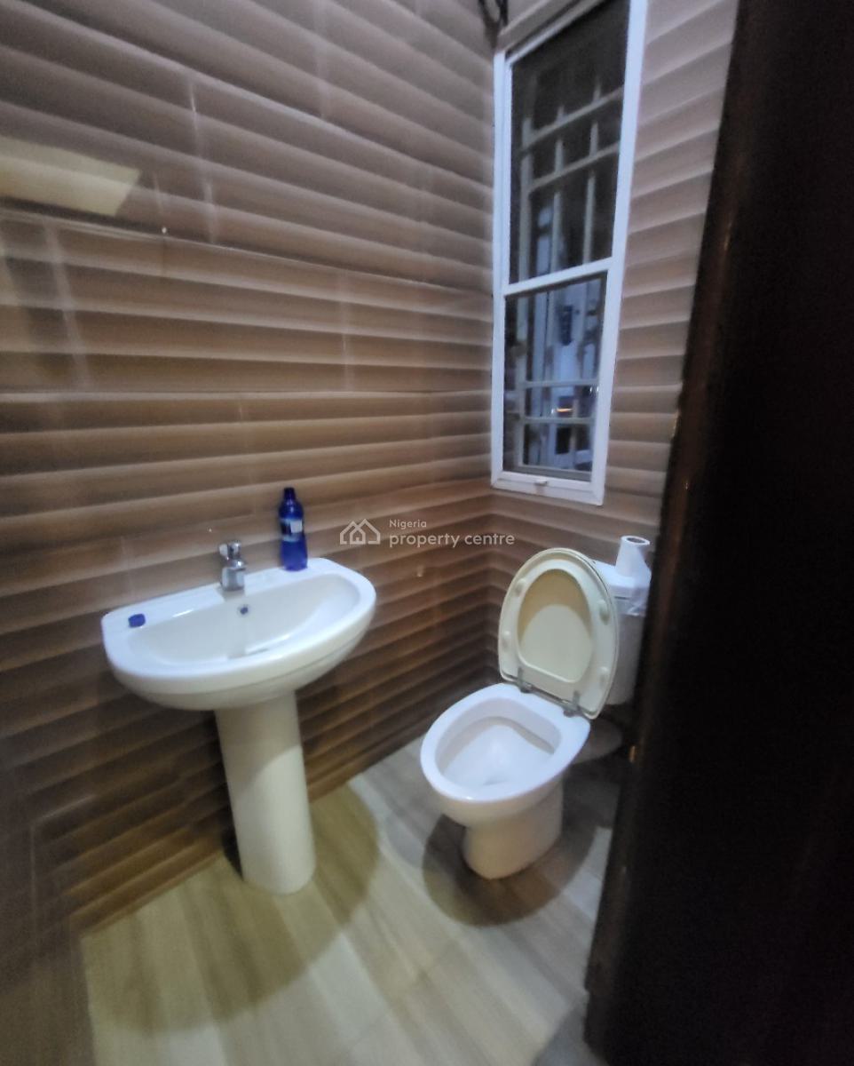 Luxurious Massive 2bedroom Flat, By American International School, Durumi, Abuja, Flat / Apartment for Rent