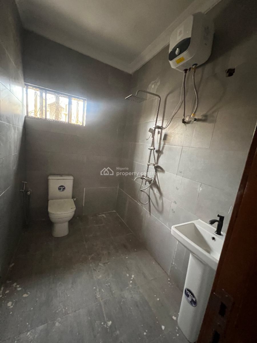 3 Bedrooms Flat, Off Admiralty Way, Lekki Phase 1, Lekki, Lagos, Flat / Apartment for Rent