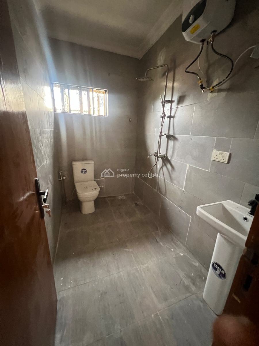 3 Bedrooms Flat, Off Admiralty Way, Lekki Phase 1, Lekki, Lagos, Flat / Apartment for Rent