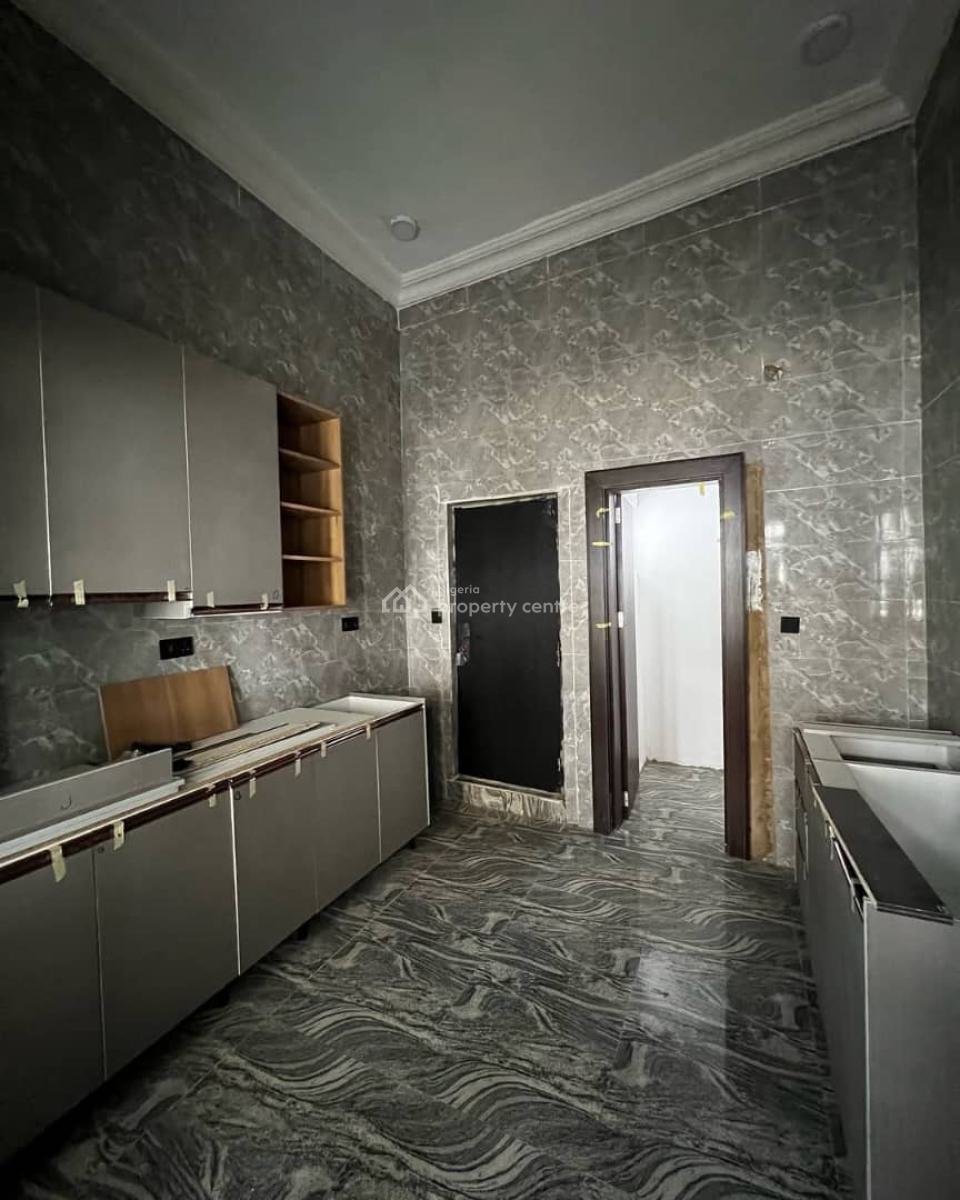 5bedroom Terrace Duplex with Bq, Guzape District, Abuja, Terraced Duplex for Rent