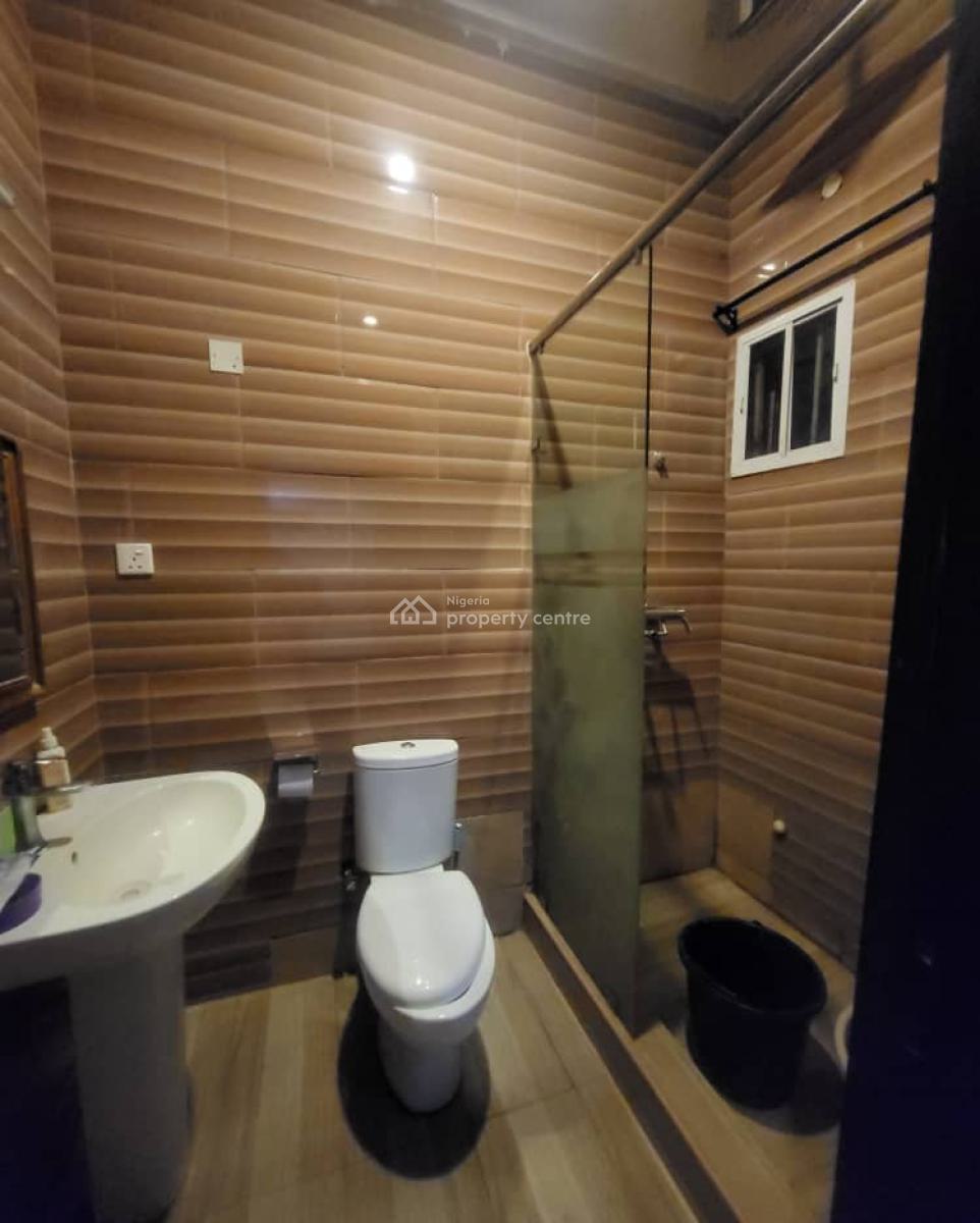 *stallion Serviced 2bedroom Flat with Central Generator, By American International School, Durumi, Abuja, Flat / Apartment for Rent