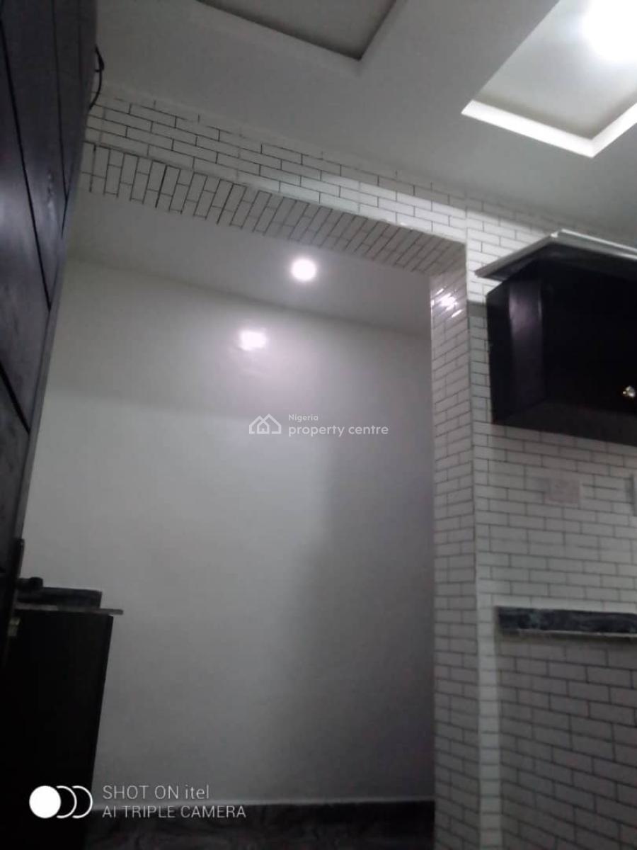 Modern 2 Bedroom Apartment, Marshy Hills Estate @ Akins, Ajah, Lagos, Flat / Apartment for Rent