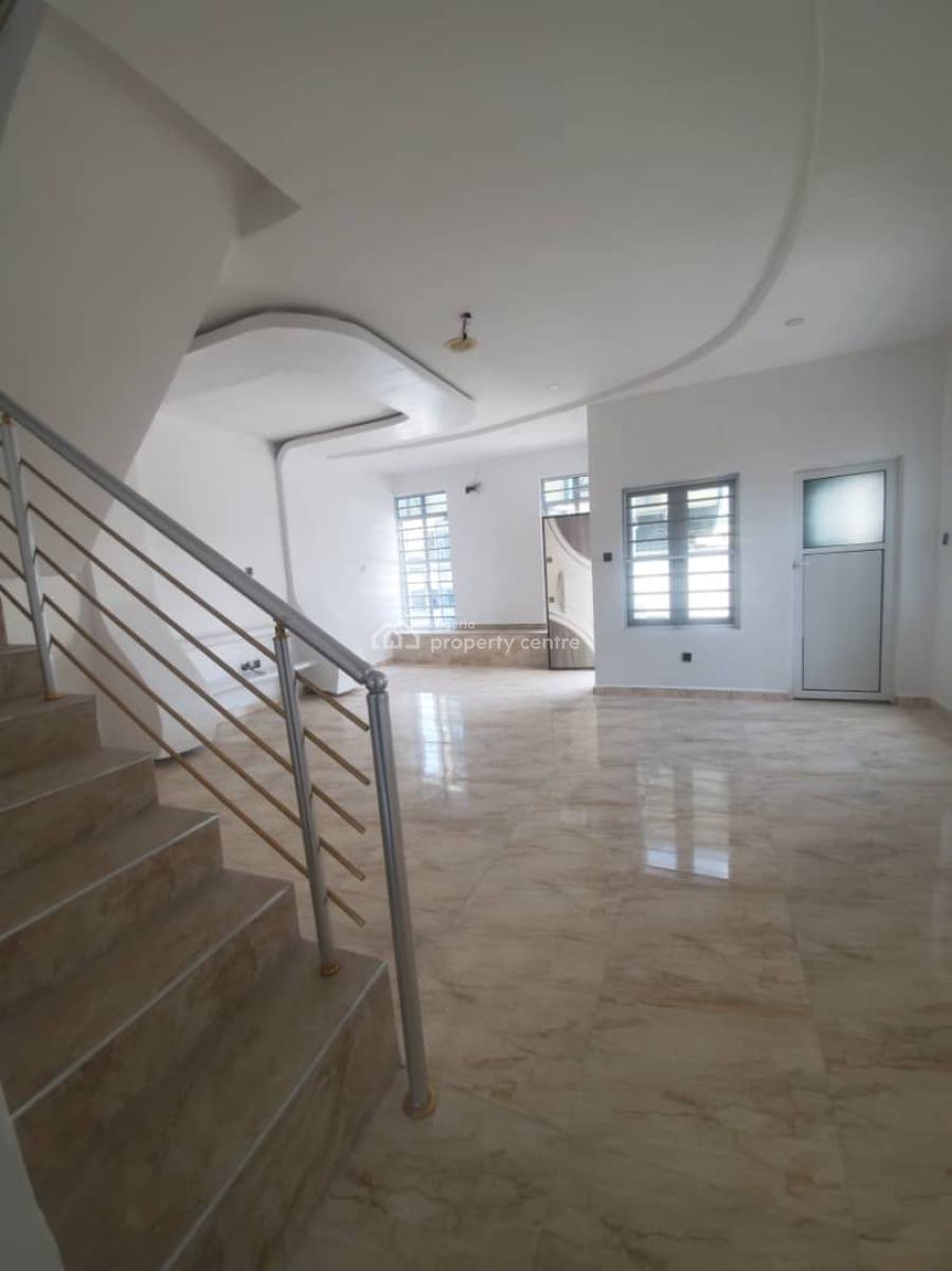 3 Bedroom Duplex, Mobile Road, Ilaje, Ajah, Lagos, Terraced Duplex for Rent