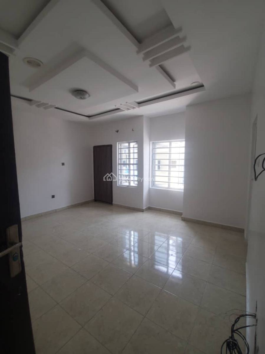 3 Bedroom Duplex, Mobile Road, Ilaje, Ajah, Lagos, Terraced Duplex for Rent