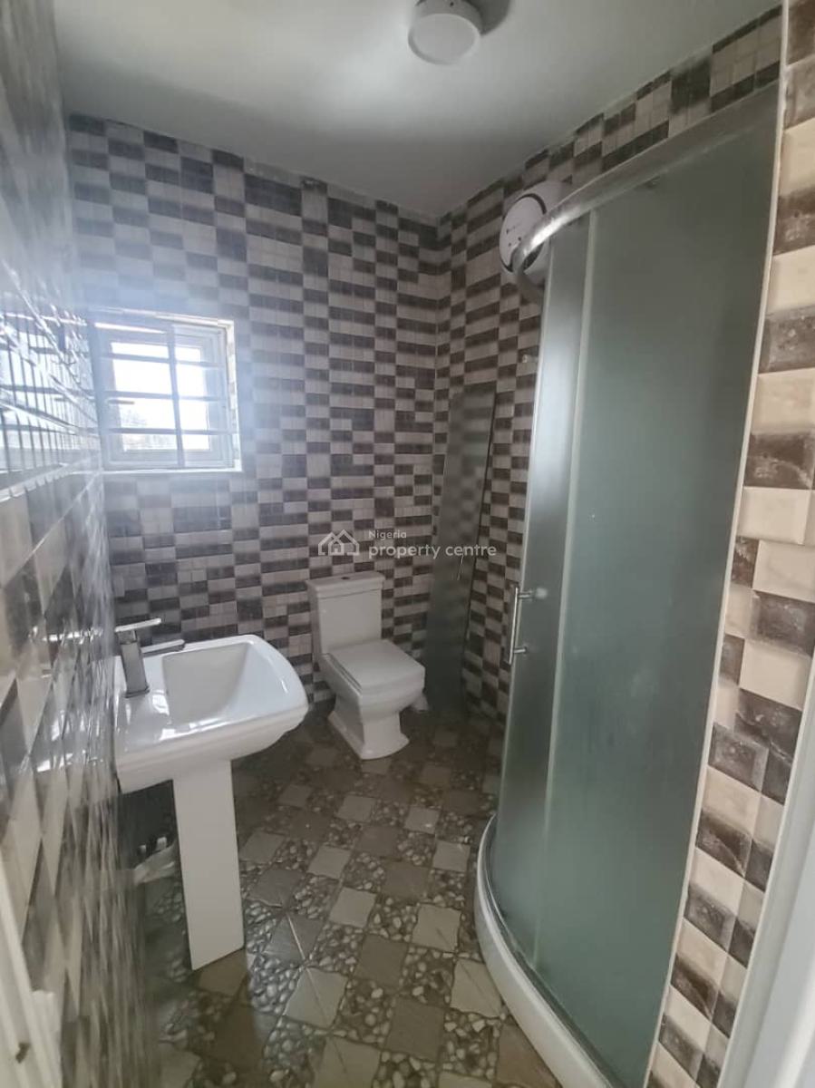 3 Bedroom Duplex, Mobile Road, Ilaje, Ajah, Lagos, Terraced Duplex for Rent