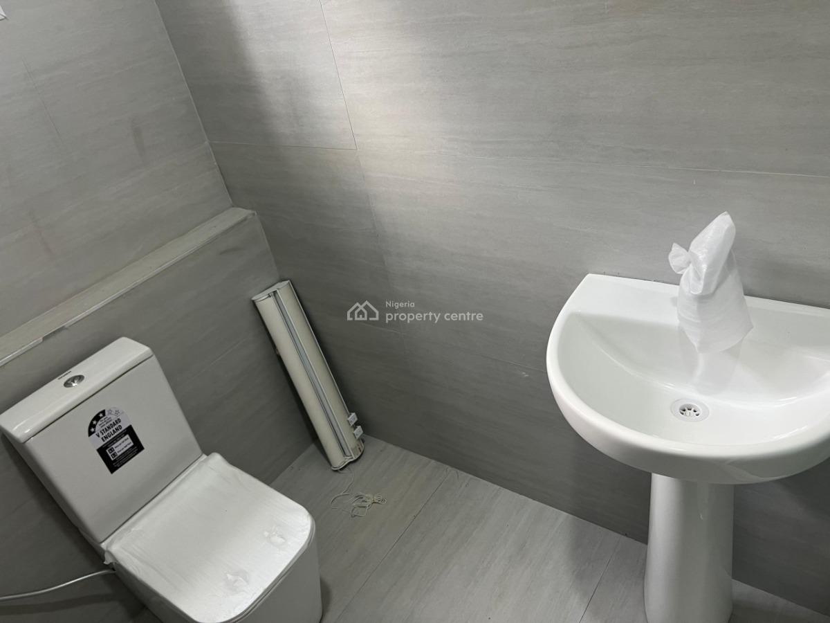 Newly Built 2 Bedroom Flat, Lekki Phase 1, Lekki, Lagos, Flat / Apartment for Rent