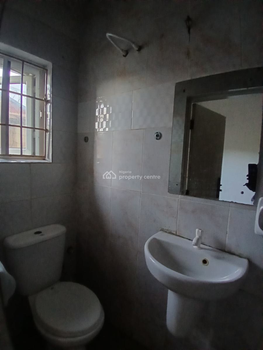 Rooms in a Shared Apartment, Gated and Secured Estate, Badore Road, Ajah, Lagos, Flat / Apartment for Rent