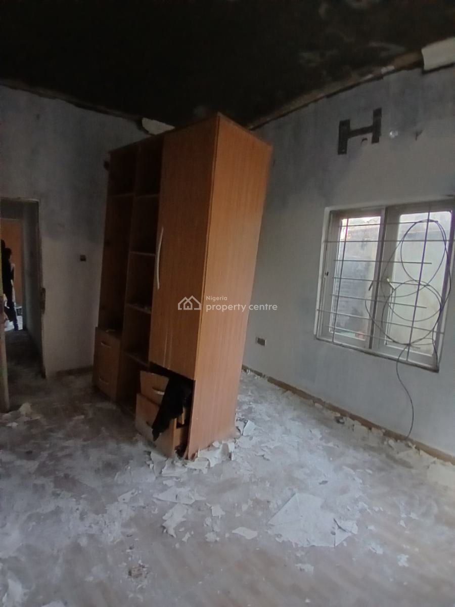 Rooms in a Shared Apartment, Gated and Secured Estate, Badore Road, Ajah, Lagos, Flat / Apartment for Rent