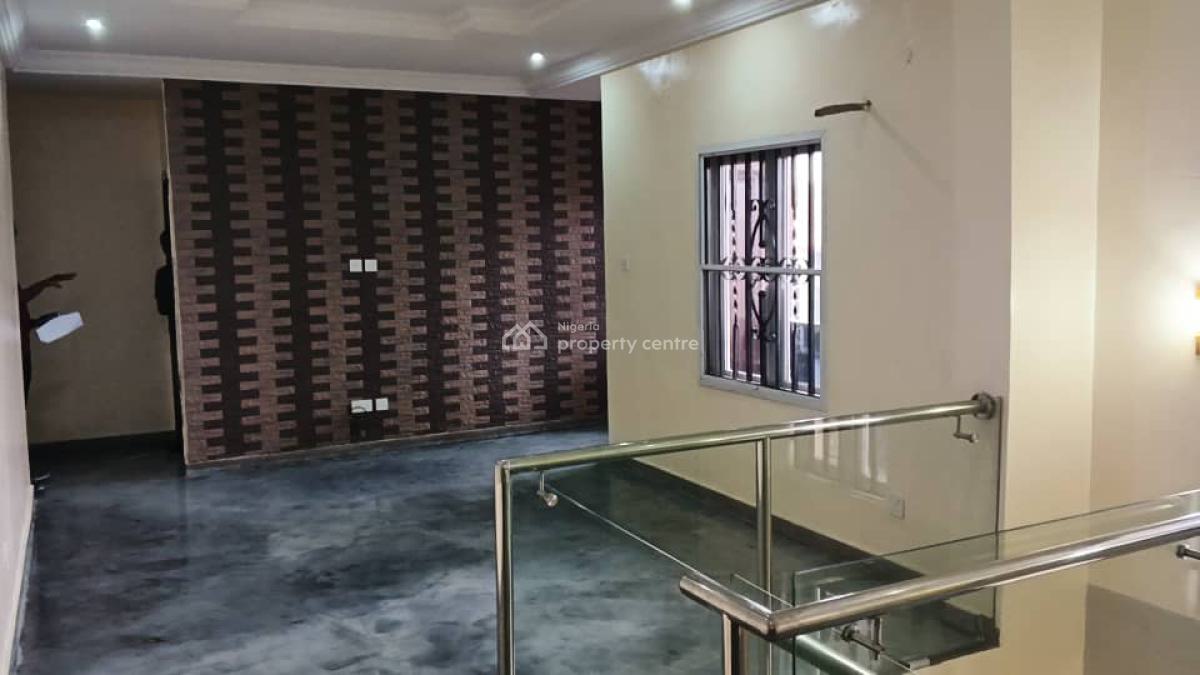 a Contemporary 5bedroom Duplex with 2-bedroom Bungalow, Magodo Gra, Gra Phase 2, Magodo, Lagos, Detached Duplex for Sale