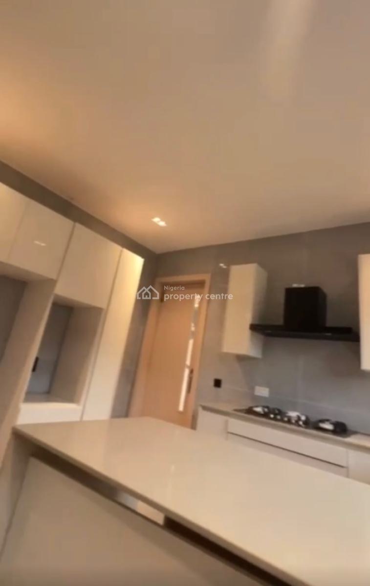 4 Bedroom Terrace Mini Estate, Guzape District, Abuja, Terraced Duplex for Sale