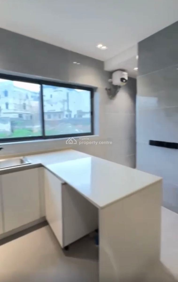 4 Bedroom Terrace Mini Estate, Guzape District, Abuja, Terraced Duplex for Sale