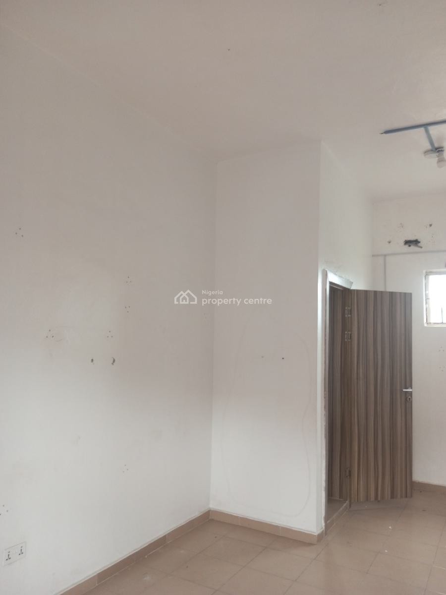 Big Shop Upstairs with Toilet, Ado, Ajah, Lagos, Shop for Rent