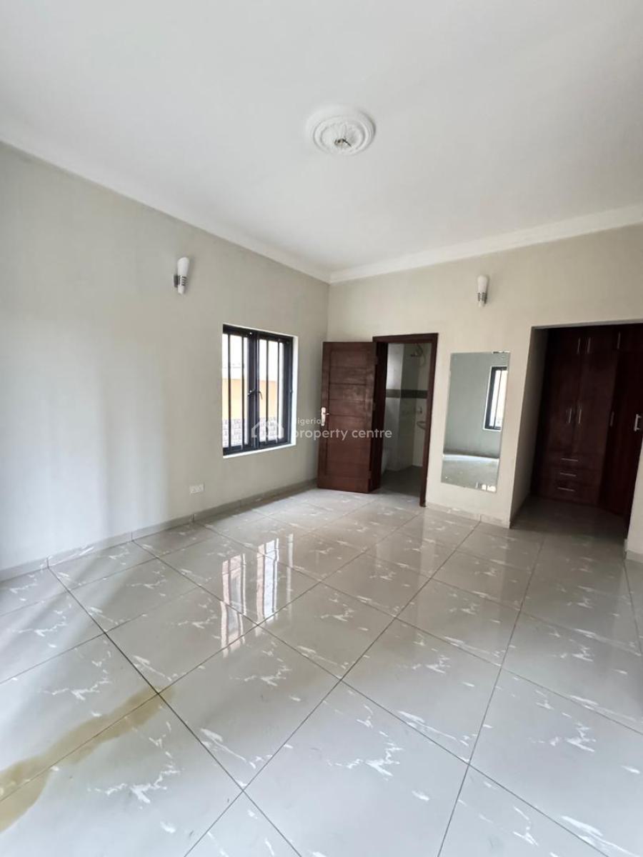 Luxury Built 3 Bedroom Apartment, Freedom Way, Lekki, Lagos, Flat / Apartment for Rent