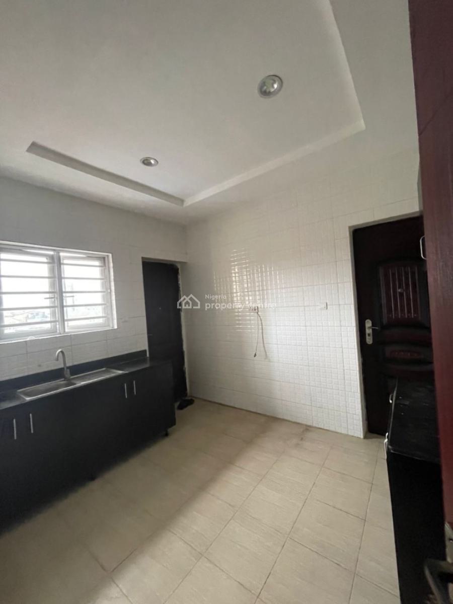 Modern 2 Bedroom Flat, Ori-oke, Ogudu, Lagos, Flat / Apartment for Rent