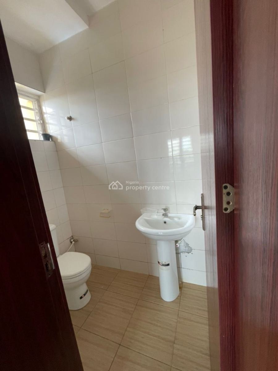 Modern 2 Bedroom Flat, Ori-oke, Ogudu, Lagos, Flat / Apartment for Rent