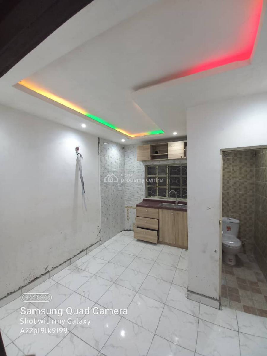 Luxurious Studio Apartment at Ikota Villa Estate Lekki, Ikota Villa Estate Lekki, Ikota, Lekki, Lagos, Self Contain (single Rooms) for Rent