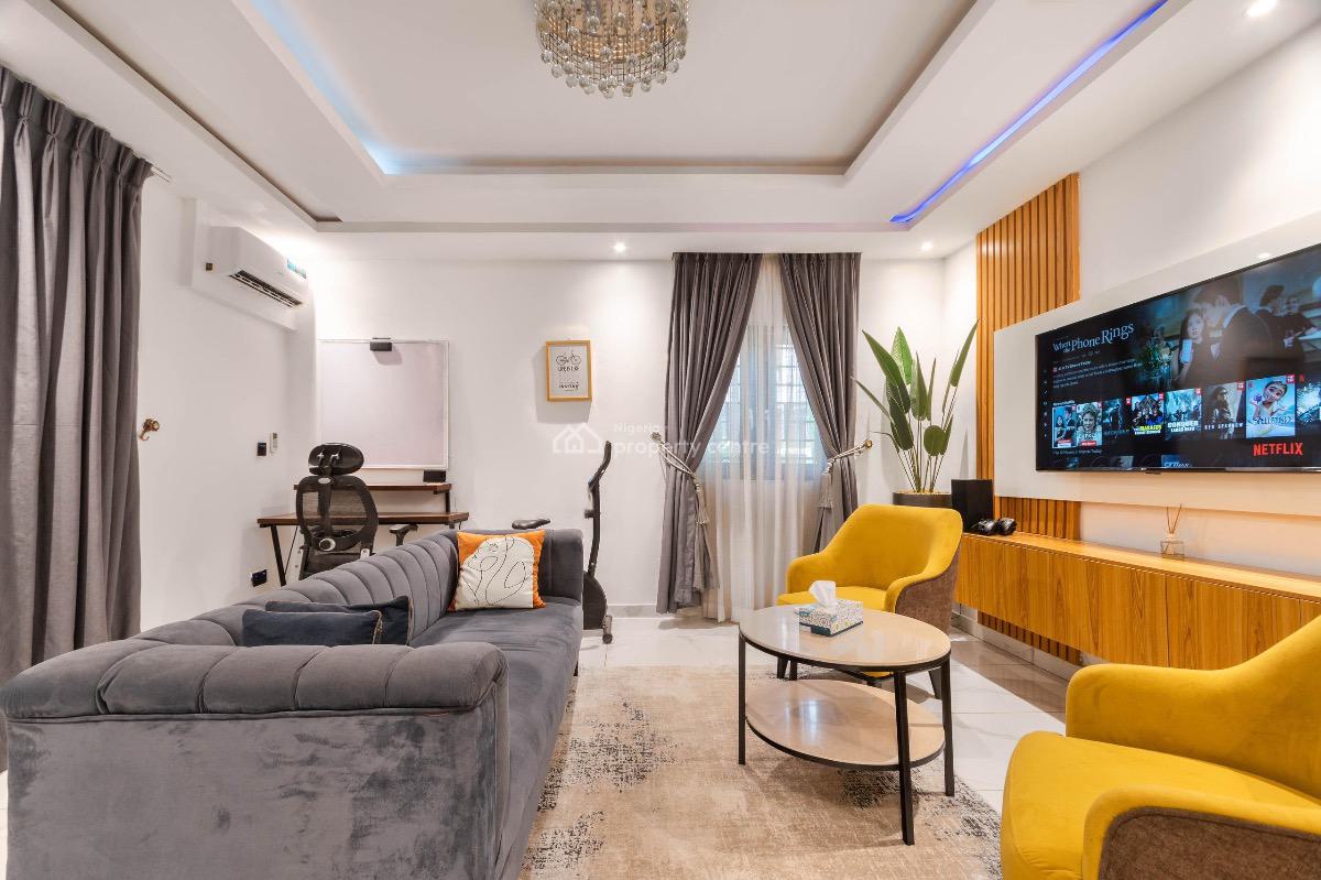 Beautiful 1 Bedroom Apartment, Lekki Phase 1, Lekki, Lagos, Flat / Apartment Short Let