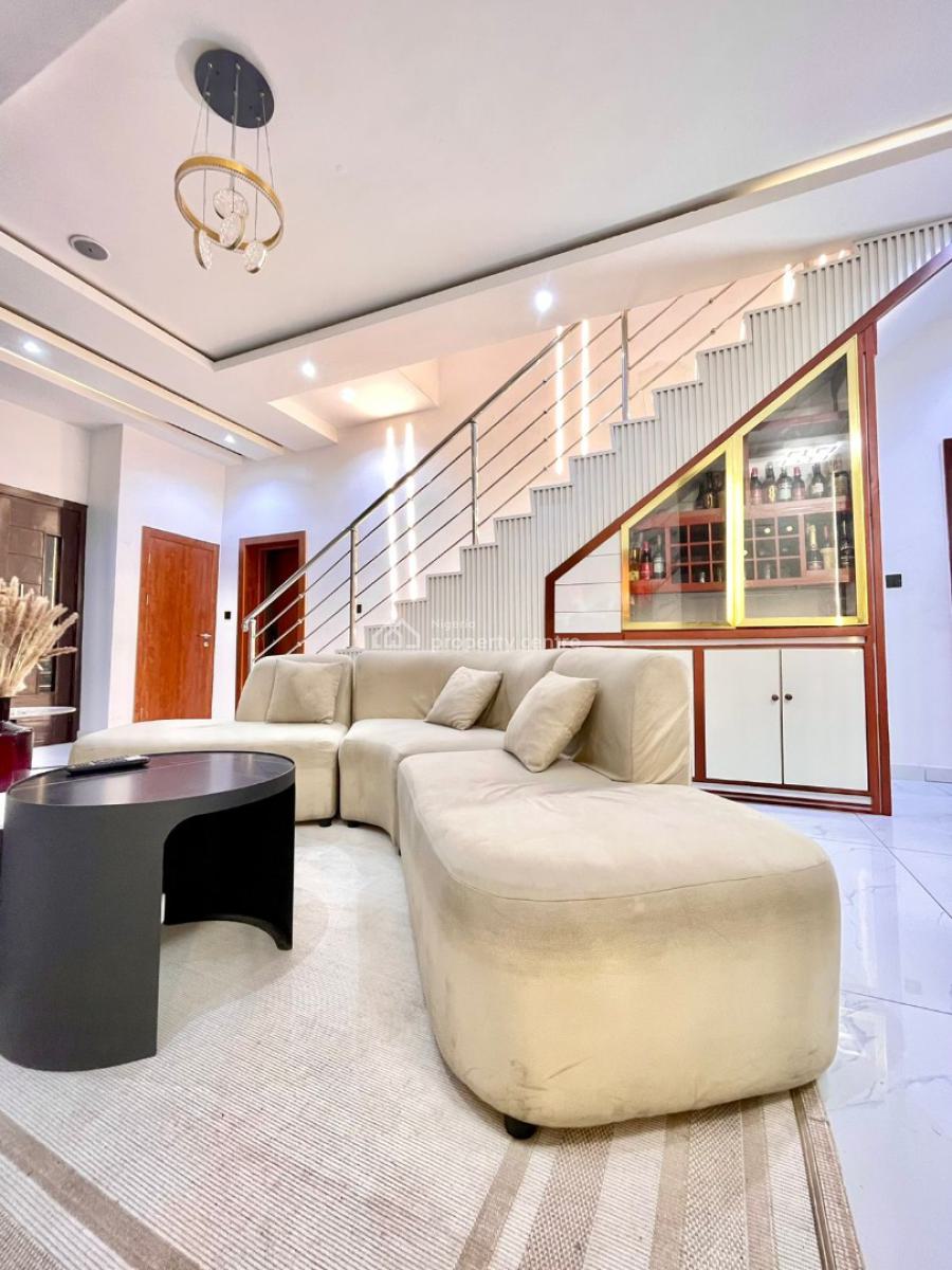 Luxury 4 Bedroom Self Compound Duplex with Snooker Board and Ps5, 3 Tari Ekpebu Close, Bayo Dahunsi Estate, Ikate Elegushi, Lekki, Lagos, House Short Let