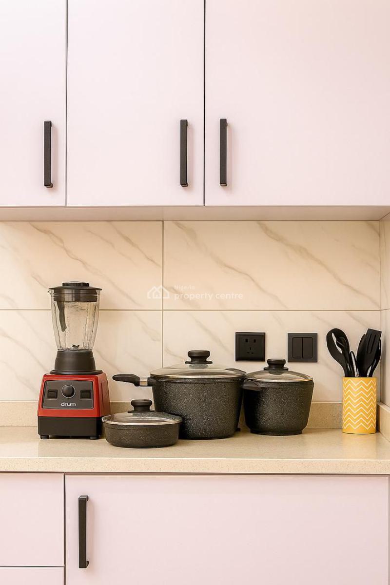 Luxury 4 Bedroom Self Compound Duplex with Snooker Board and Ps5, 3 Tari Ekpebu Close, Bayo Dahunsi Estate, Ikate Elegushi, Lekki, Lagos, House Short Let